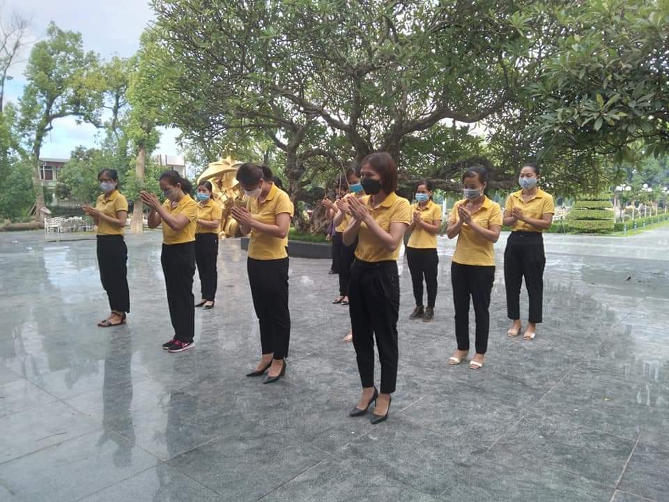 DÂNG HƯƠNG TƯỞNG NHỚ CÁC ANH HÙNG LIỆT SĨ NHÂN NGÀY 27/7