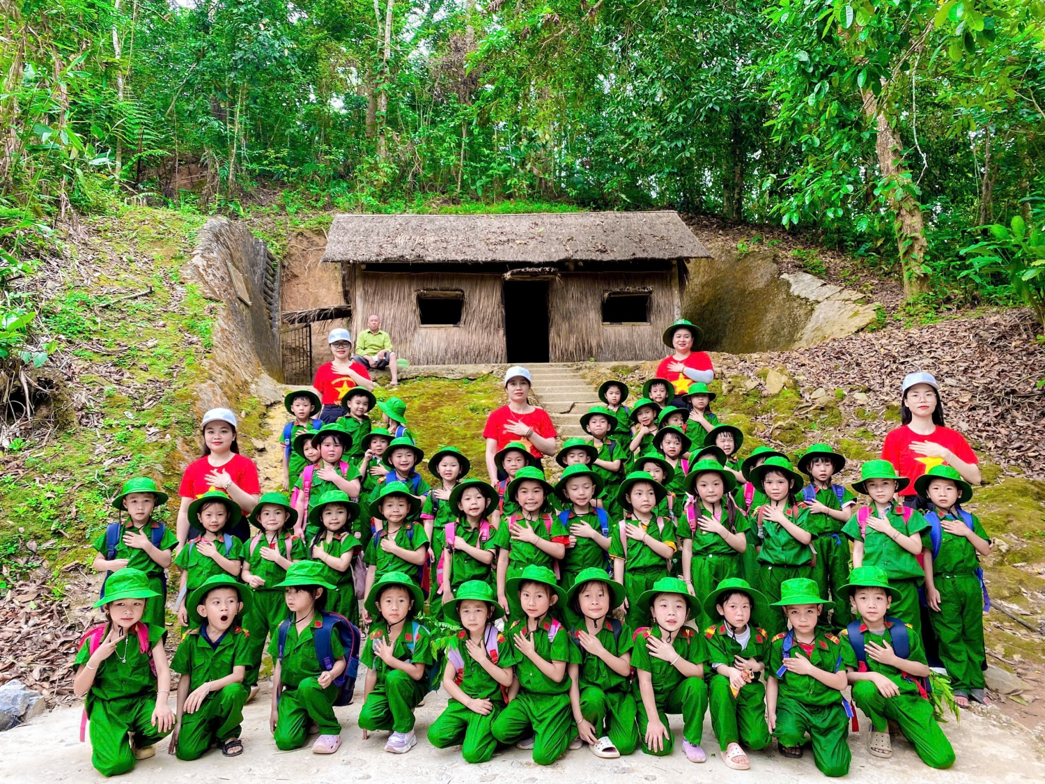 BUỔI TRẢI NGHIỆM CỦA CÁC BÉ TRƯỜNG MẦM NON VÕ NGUYÊN GIÁP XÃ MƯỜNG PHĂNG