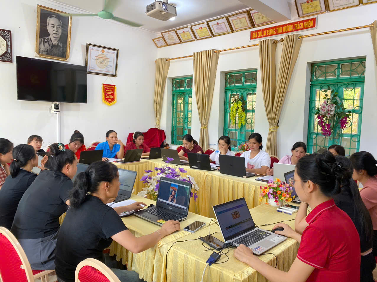 BỒI DƯỠNG CHUYÊN MÔN ĐẦU NĂM HỌC 2025-2026